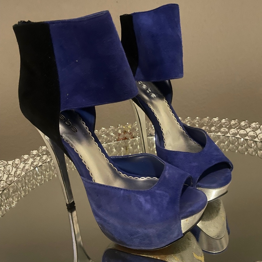 Bebe heels size 7
